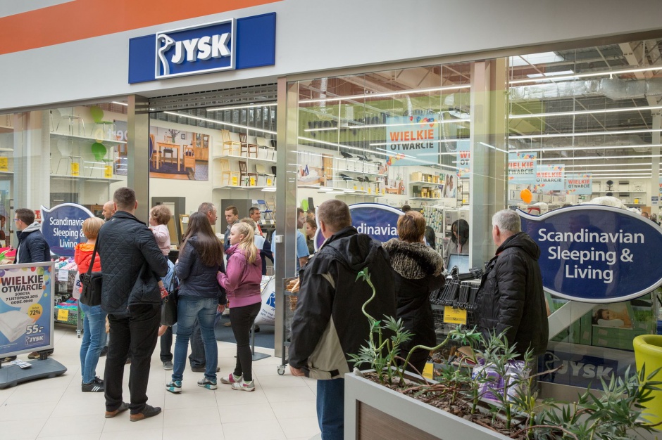 Jysk Nieoczekiwana zmiana miejsc. Dyrektorzy przy kasie