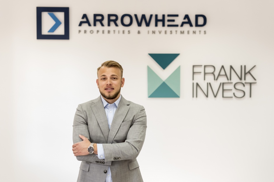 Arrowhead z nowymi kontraktami, małe Centra Handlowe przyszłością