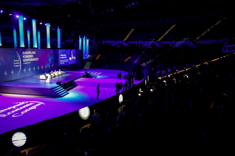 Debata inauguracyjna EEC. Fot. PTWP Rozpoczął się IX Europejski Kongres Gospodarczy