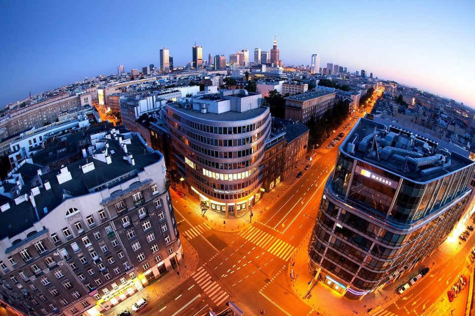 Warszawa, źródło Savills Europejskie stolice konkurują o schedę po Brexicie. Jakie szanse ma Warszawa?