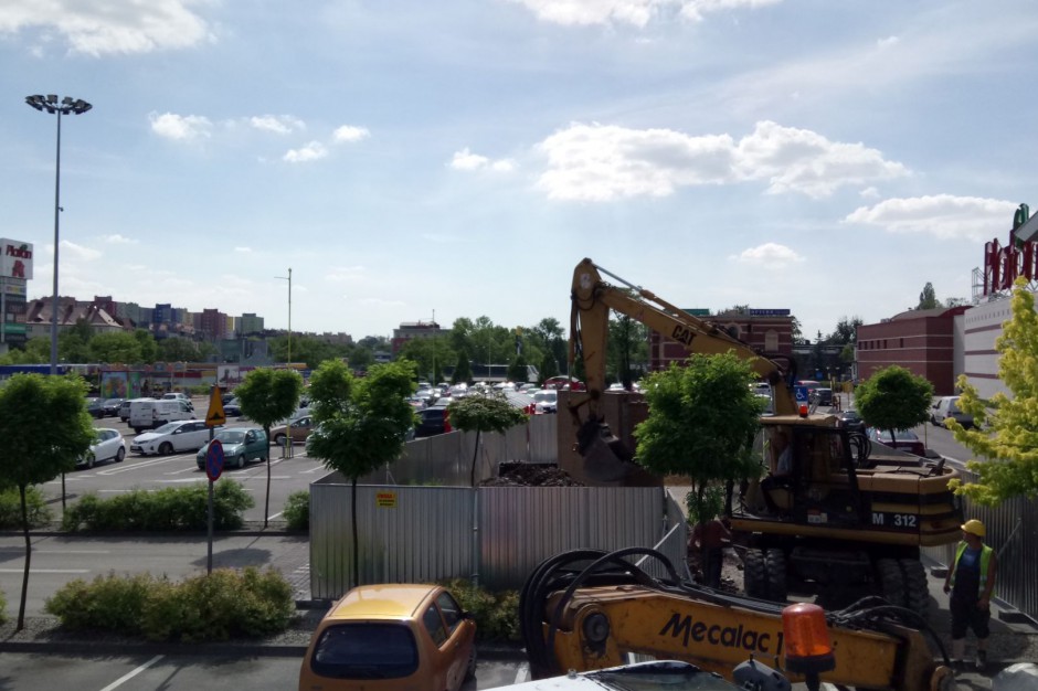 Kamień węgielny pod rozbudowę CH Platan wmurowany
