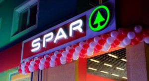 Spar wchodzi do Blue City