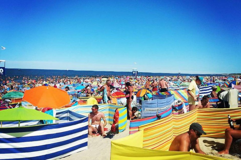 Polska plaża w sezonie Polska turystycznym rajem? W hotelach coraz gęściej