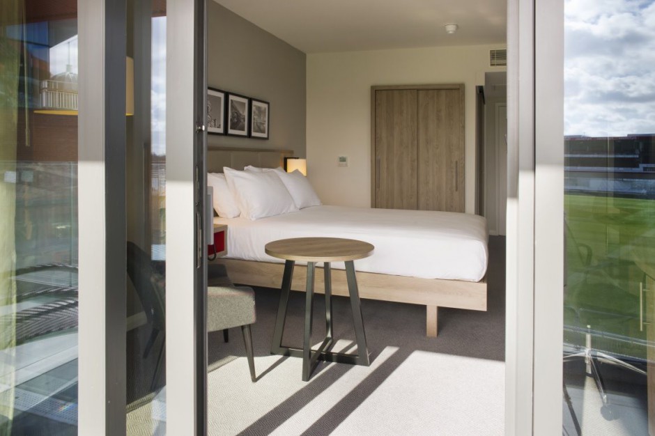 Hilton Garden Inn Emirates Old Trafford Hilton z niezwykłym sąsiedztwem