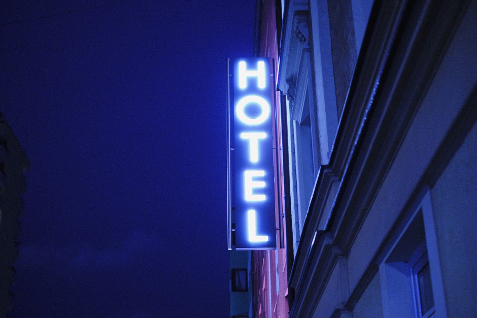 fot. Unsplash To koniec hotelu w Strzelcach Opolskich. Piast zmienia funkcje