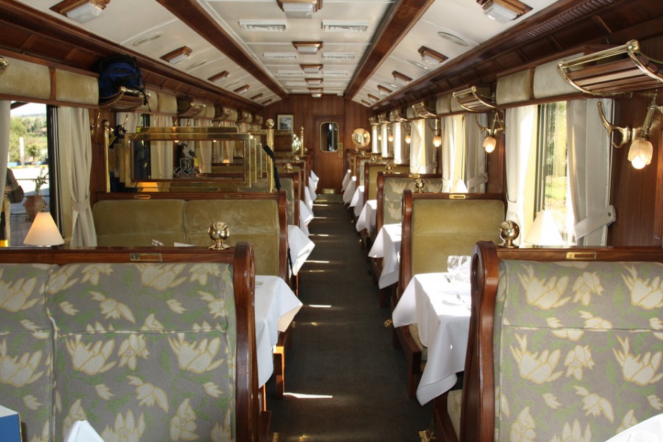 Francja: Orient Express wróci na tory w 2024 roku. Turystyczny pociąg ...