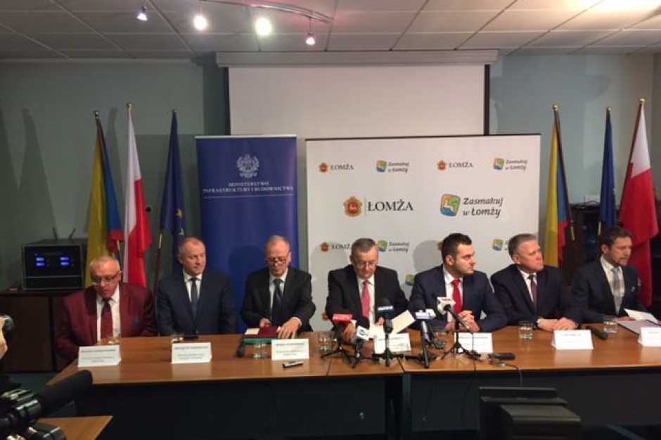 podpisanie umowy, fot. mat.prasowe Strabag Via Baltica coraz bliżej
