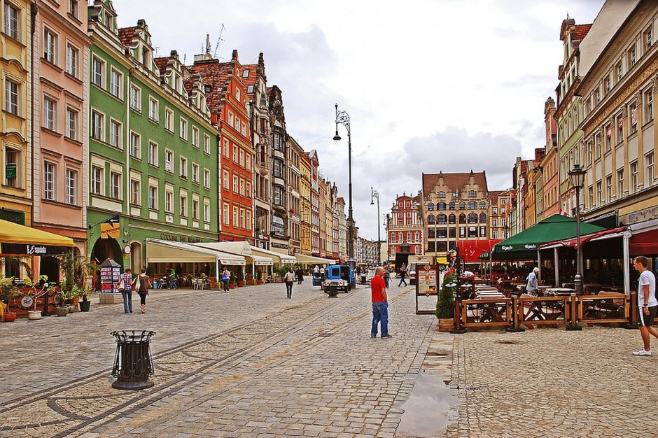Fot. Pixabay Wegańskie buty, rowery i miejskie śniadania. Tak Wrocław tworzy ulice handlowe