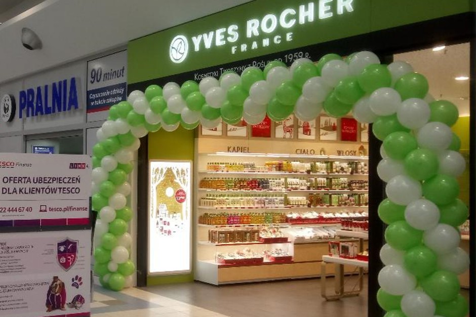 Fot. mat. pras. Francuskie perfumy w krakowskim Pasażu Tesco