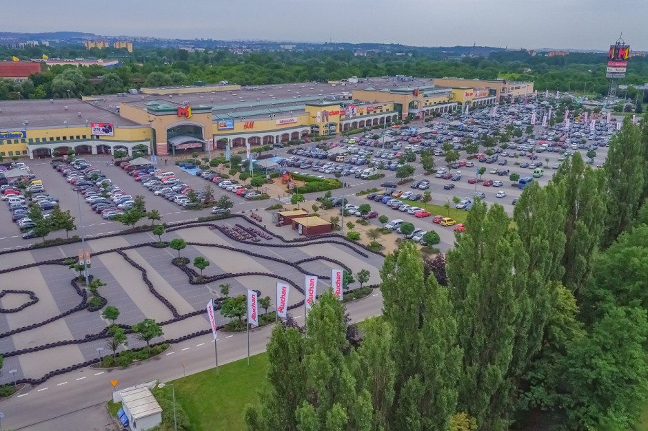 mat.pras. EPP o szczegółach przejęcia centrów M1 i Power Park