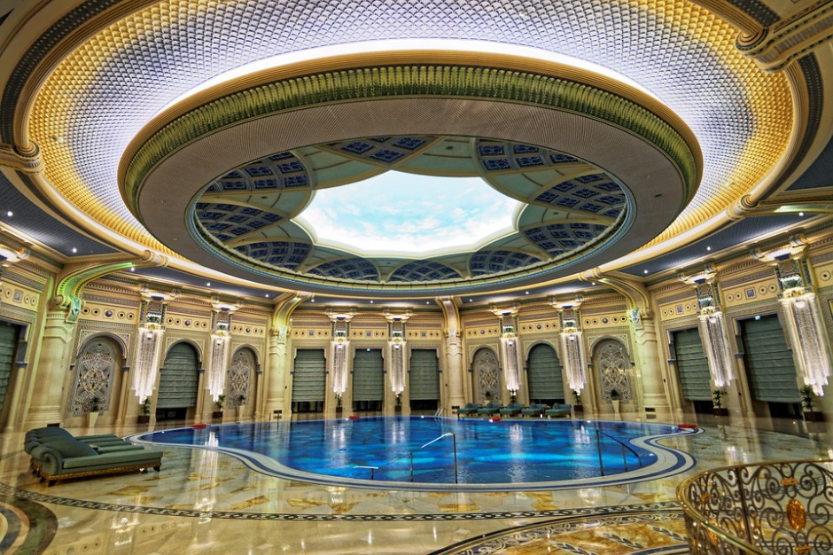 Ritz Carlton, fot. Pixabay Luksusowy hotel przestaje być więzieniem
