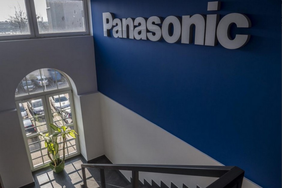 Panasonic przenosi siedzibę