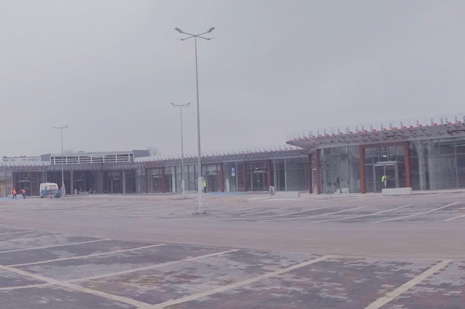 mat.pras. Park handlowy w Oławie w blokach startowych