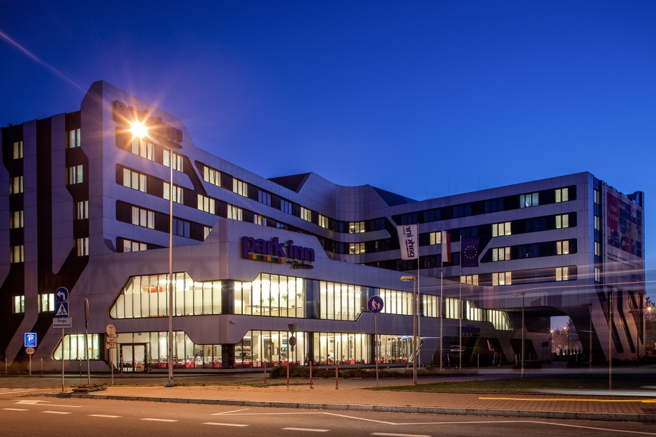 Krakowski Park Inn by Radisson kupiony przez Union Investment, fot. mat. inwestora Hotele w Polsce coraz bardziej atrakcyjne dla funduszy inwestycyjnych. Union Investment tylko w tym roku zainwestował u nas ok. 106 mln euro