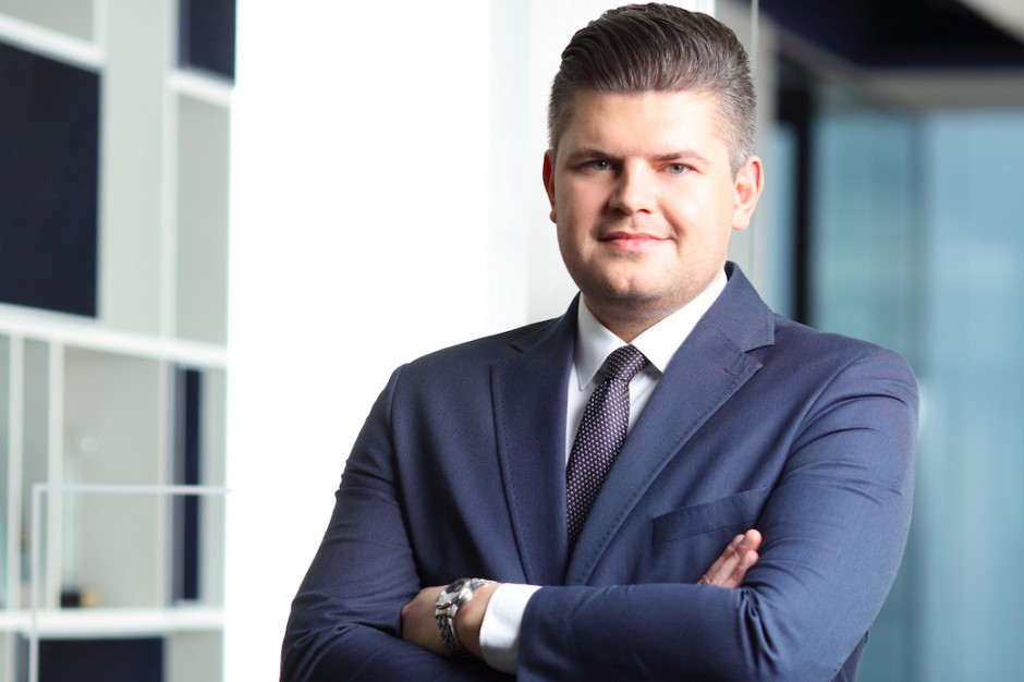 Daniel Czarnecki, nowo mianowany dyrektor działu powierzchni biurowych, reprezentacja wynajmującego w firmie Savills. Sprawdzone lokalizacje wracają do gry. Warszawskie biura okiem eksperta
