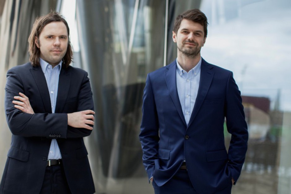 Arkadiusz Talun, dyrektor techniczny i współzałożyciel oraz Krzysztof Sobczak, dyrektor generalny Polski start-up bryluje za granicą