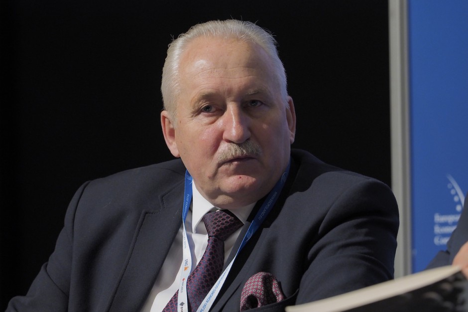 Gustaw Marek Brzezin, marszałek województwa warmińsko-mazurskiego Warmię i Mazury trzeba promować poprzez hotele
