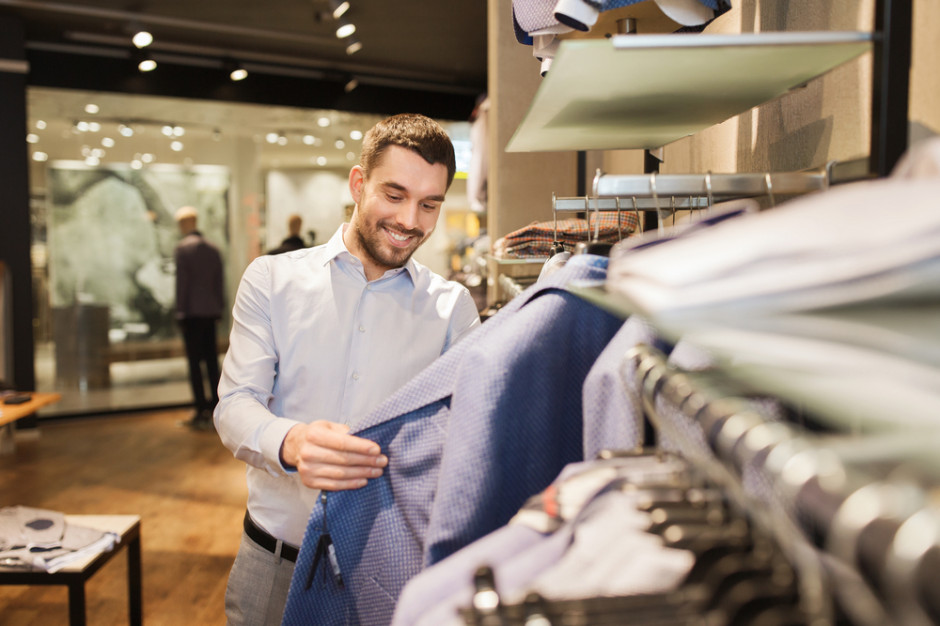 Fot. shutterstock Pracownicy znikną z galerii? Technologie rewolucjonizują handel