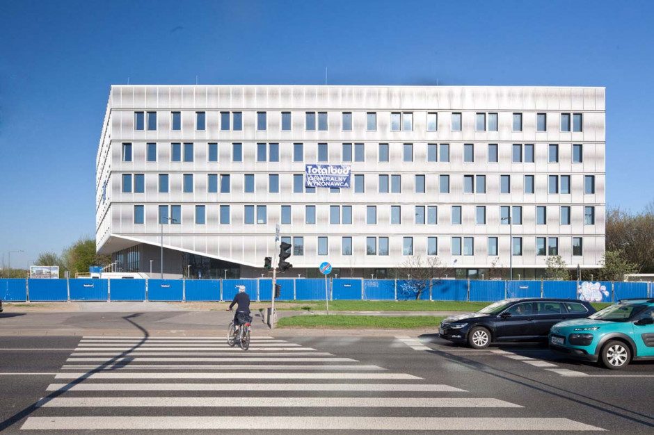 mat.pras. Biurowiec Witosa Point z pozwoleniem na użytkowanie