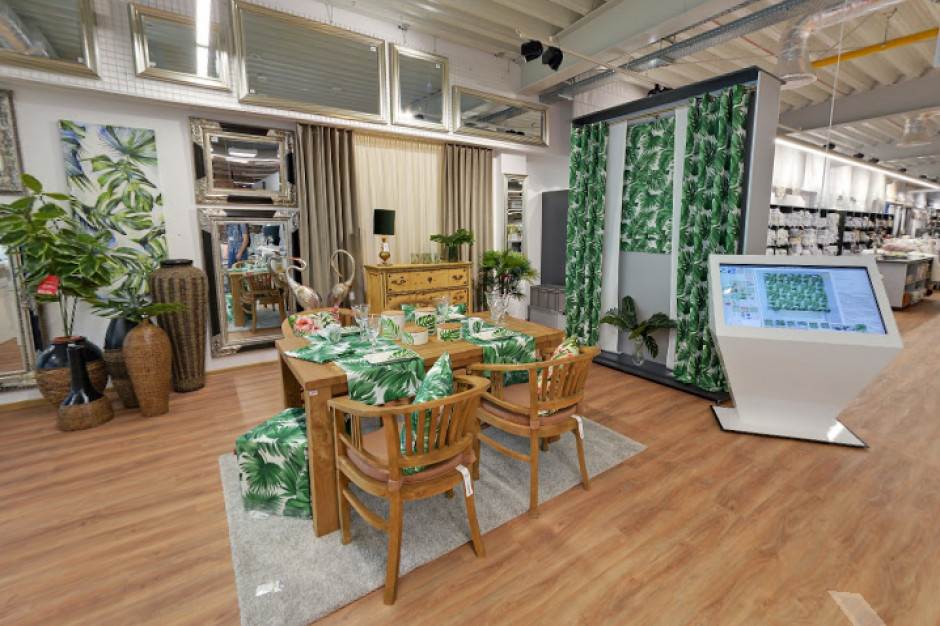 Centrum Dekorii (mat.pras.) Wirtualnym spacer po showroomie - Dekoria z nową ofertą