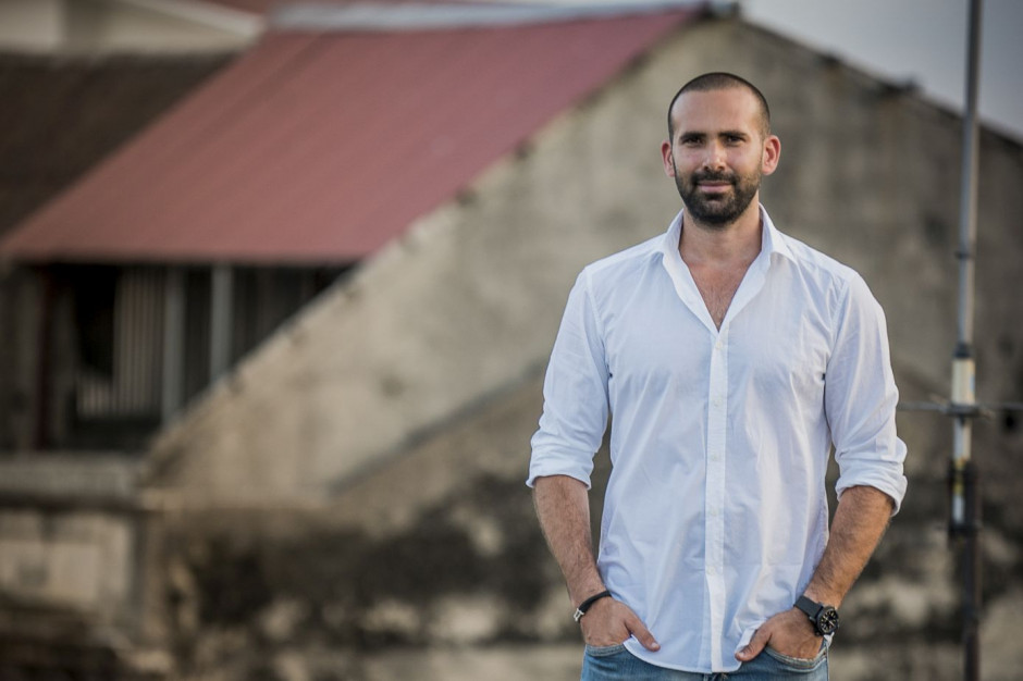 Daniel Rudasevski, Selina Founding Partner. Fot. Yarrow Kraner Selina łączy zabawę z pracą. Jej coworki działają nawet na plaży i w dżungli
