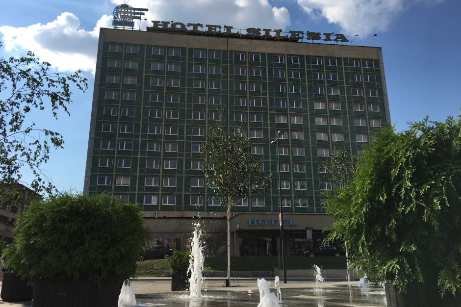Hotel Silesia, fot. Szymon Rybka Hotel Silesia rozłupywany na pół