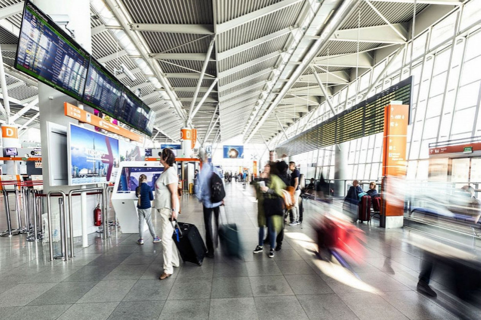 mat. pras. Lotniska Chopina w czerwcu br. obsłużyło 1,78 mln pasażerów