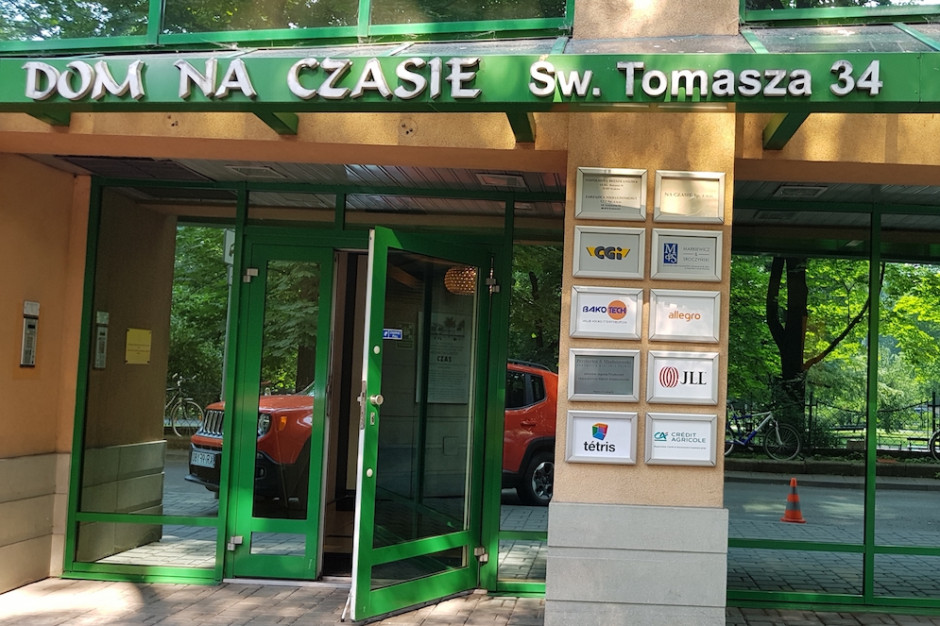 Fot. mat. pras. Tétris stawia na regiony