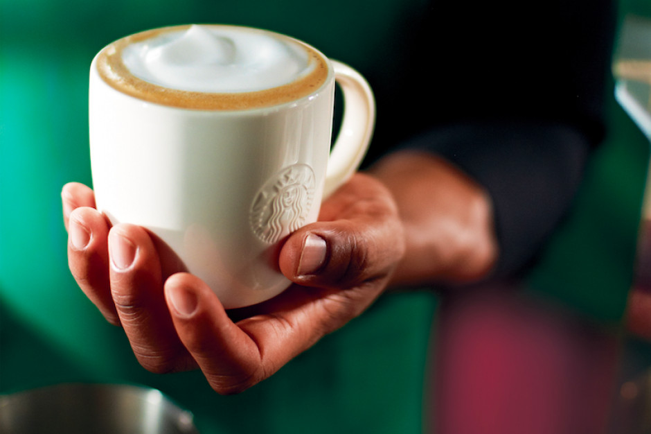 mat. pras. Starbucks w Atrium Promenada według najnowszych konceptów aranżacji wnętrz