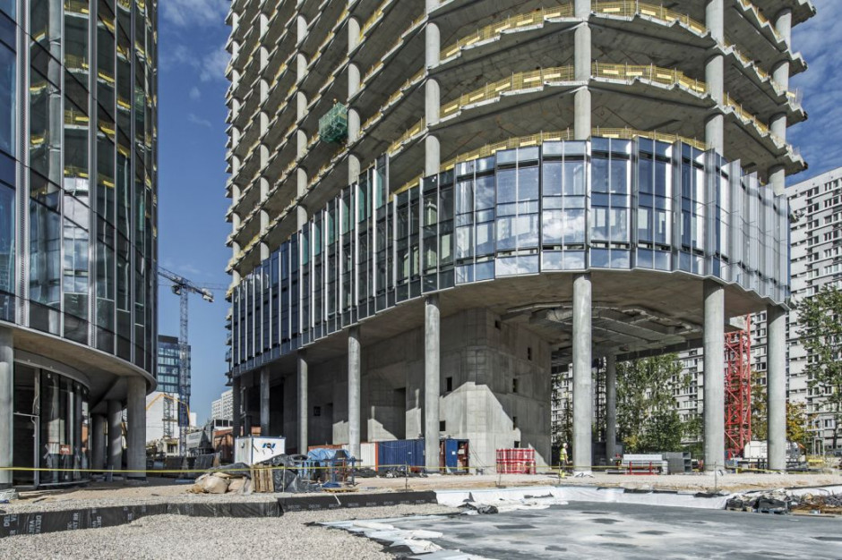 Mennica Legacy Tower, budowa (mat.pras.) Warszawska wieża z operatorem fitness
