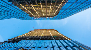 Mennica Legacy Tower ma już setkę