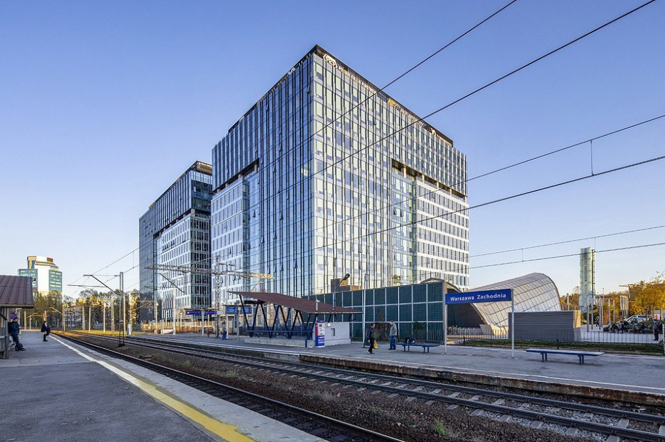 Fot. mat. pras. West Station II wypełniony po brzegi