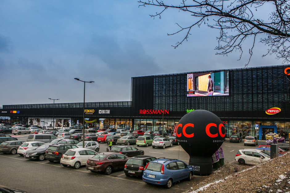mat.pras. Rodzinna miejscowość CCC jeszcze bardziej handlowa. Nowy park otworzył podwoje