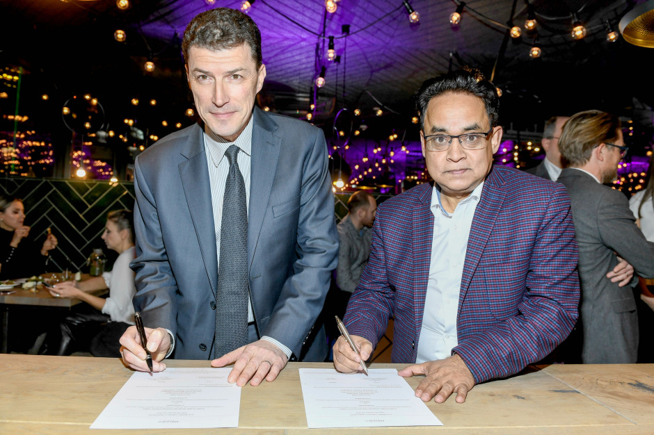 Gilles Clavie i Mohammed Omar Faruque (mat.pras.) Sosnowiec zyska pierwszy markowy hotel. Mercure przyjmie gości w 2022 roku