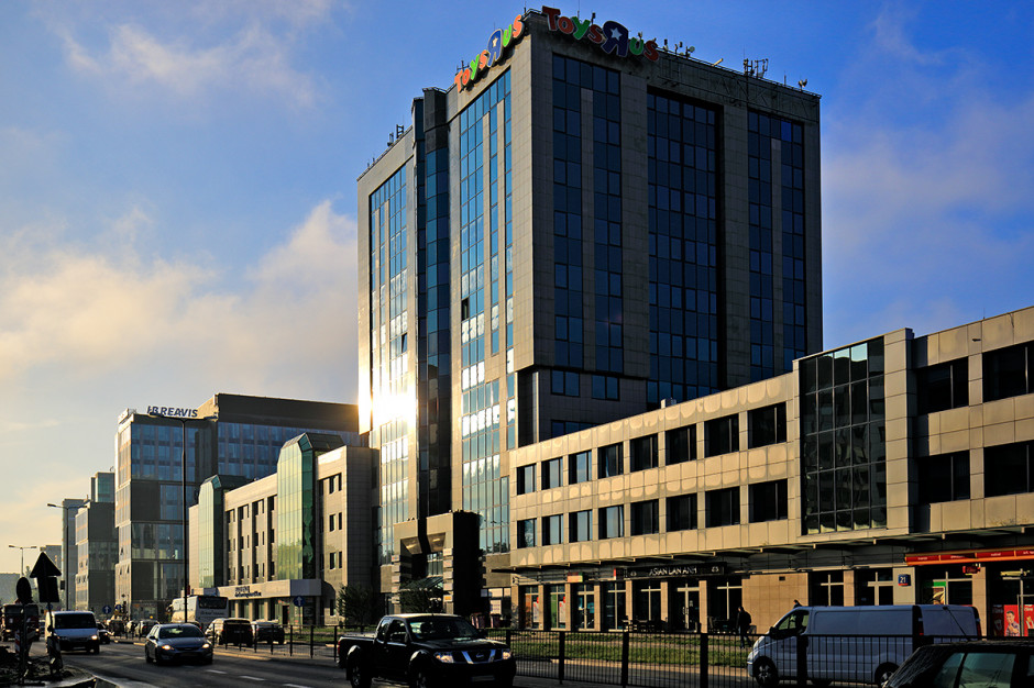 Fot. mat. pras. Szereg kontraktów Octava Property Trust