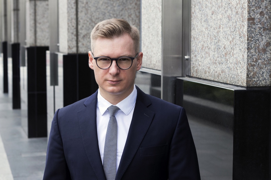 Paweł Nowakowski, dyrektor Działu Rynków Kapitałowych w Cresa Polska. Inwestorzy ostrzą apetyt na polskie nieruchomości handlowe