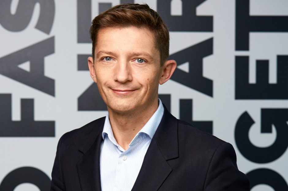 Marcin Olech Z Carrefour Polska do The Heart