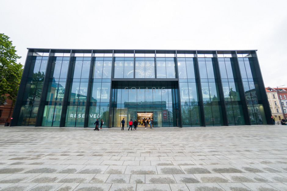 Nowe skrzydło CH Solaris Center, mat.pras. Więcej mody, rozrywki i usług w nowych wnętrzach galerii Solaris Center