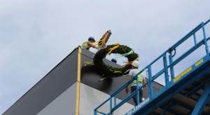 Zawieszono wiechę na budynku Waimea Cargo Terminal Airport Szczecin-Goleniów