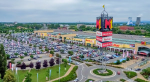EPP kupuje cztery centra handlowe M1