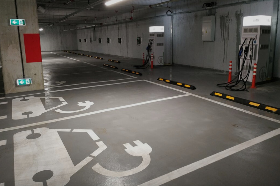 mat.pras. W Galerii Młociny powstaje hub ładowania aut elektrycznych