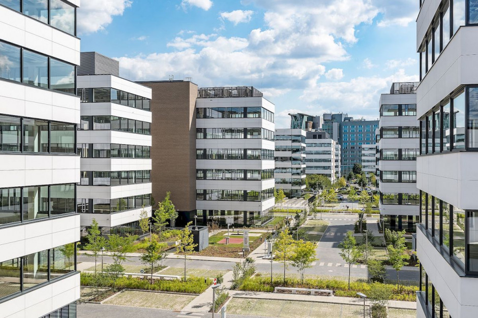 mat.pras. Hochtief Polska wprowadza się do Business Garden