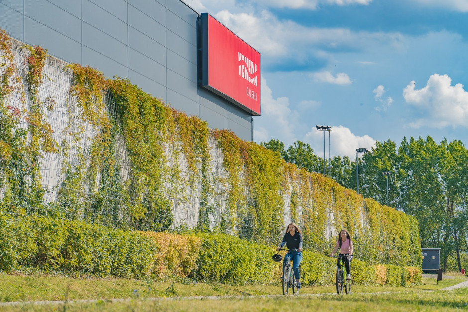mat. pras. Dwa kolejne centra handlowe EPP z certyfikatami Green Velo