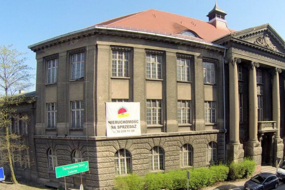 Elektrownia Wiatrowa Toszek została właścicielem budynku po dyrekcji Huty Gliwice (fot. Portal Samorządowy za 24gliwice.pl) Budynek dyrekcji Huty Gliwice - sprzedany