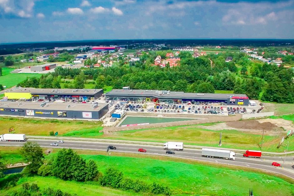 mat.pras. Food court na kółkach