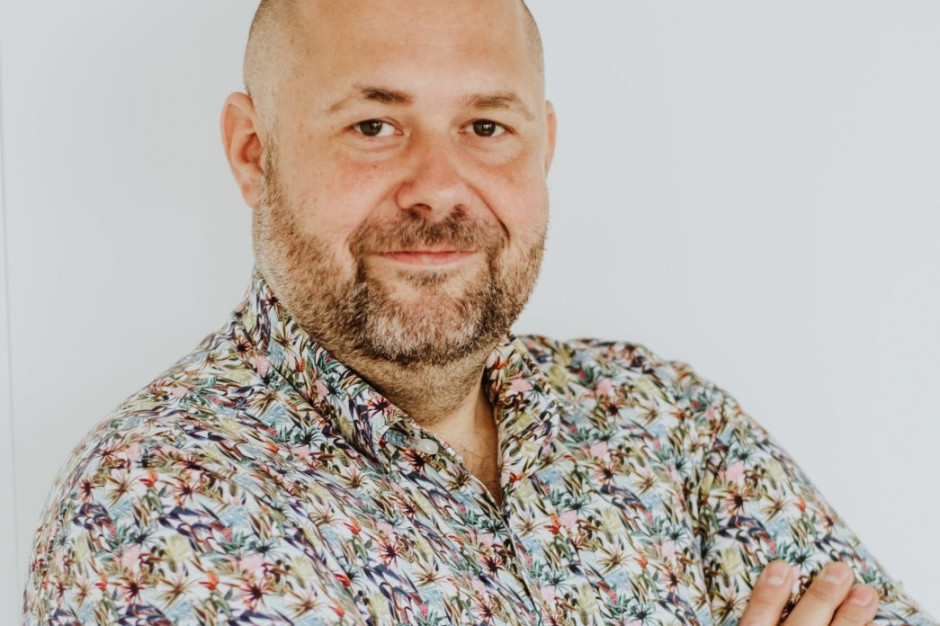 Mariusz Olechno, współwłaściciel sieci barów Koku Sushi i kawiarni White Bear Coffee. Food court czasem przegrywa z ulicą