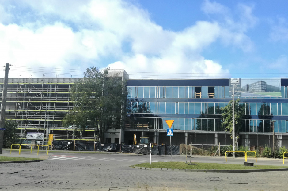mat.pras. Chylonia Business Park kusi najemców