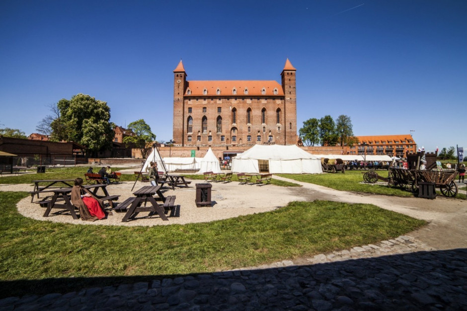 mat.pras. Hotel Zamek Gniew w nowej odsłonie