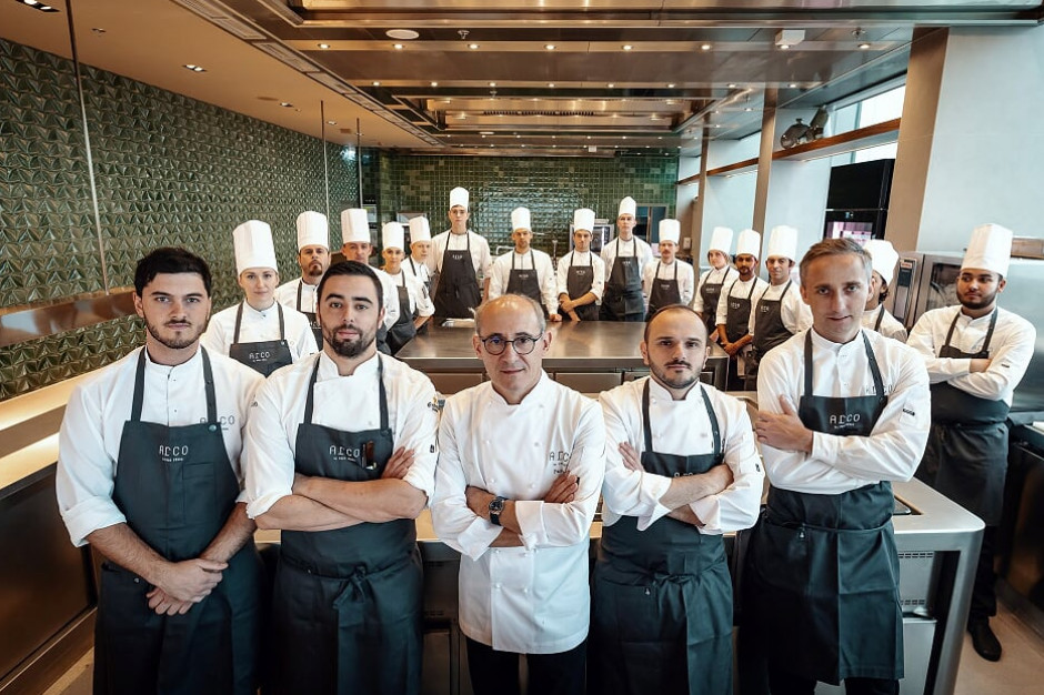 Zdobywca 5 gwiazdek Michelin w Olivia Star. Arco ma ambicję stać się jedną z najlepszych restauracji w Europie