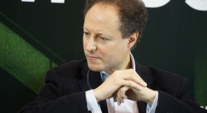 Andrew Lawrence: Prefabrykcja i edukacja wprowadzi budownictwo na ekologiczne tory 